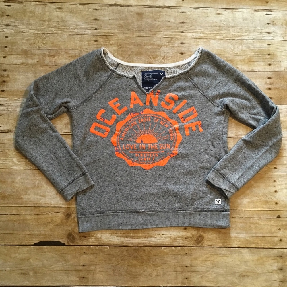 American Eagle Grey Sweatshirt
